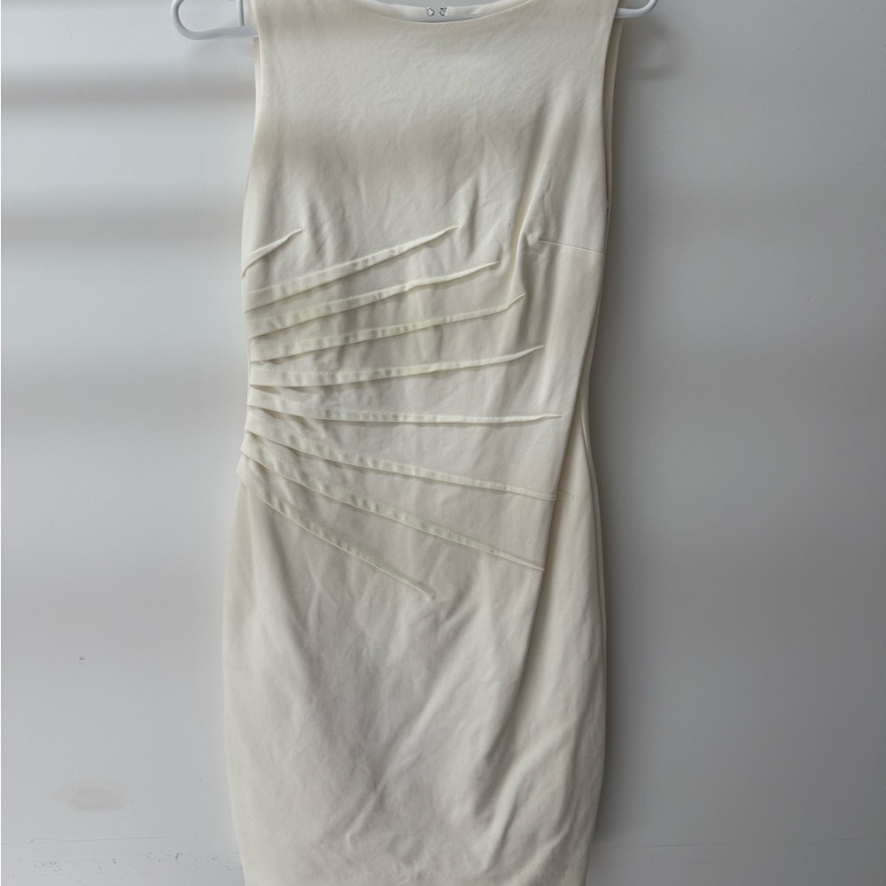 Le Chateau Cream Sleeveless Mini Dress